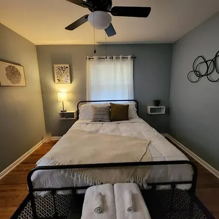 Cozy House Near Lake Erie, 10 Minutes To Downtown. Cleveland Exterior foto
