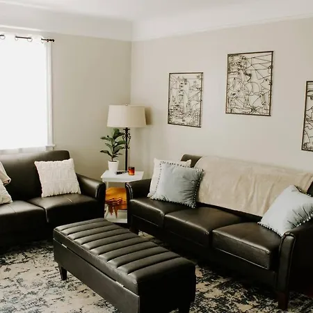 Cozy House Near Lake Erie, 10 Minutes To Downtown. Cleveland Exterior foto